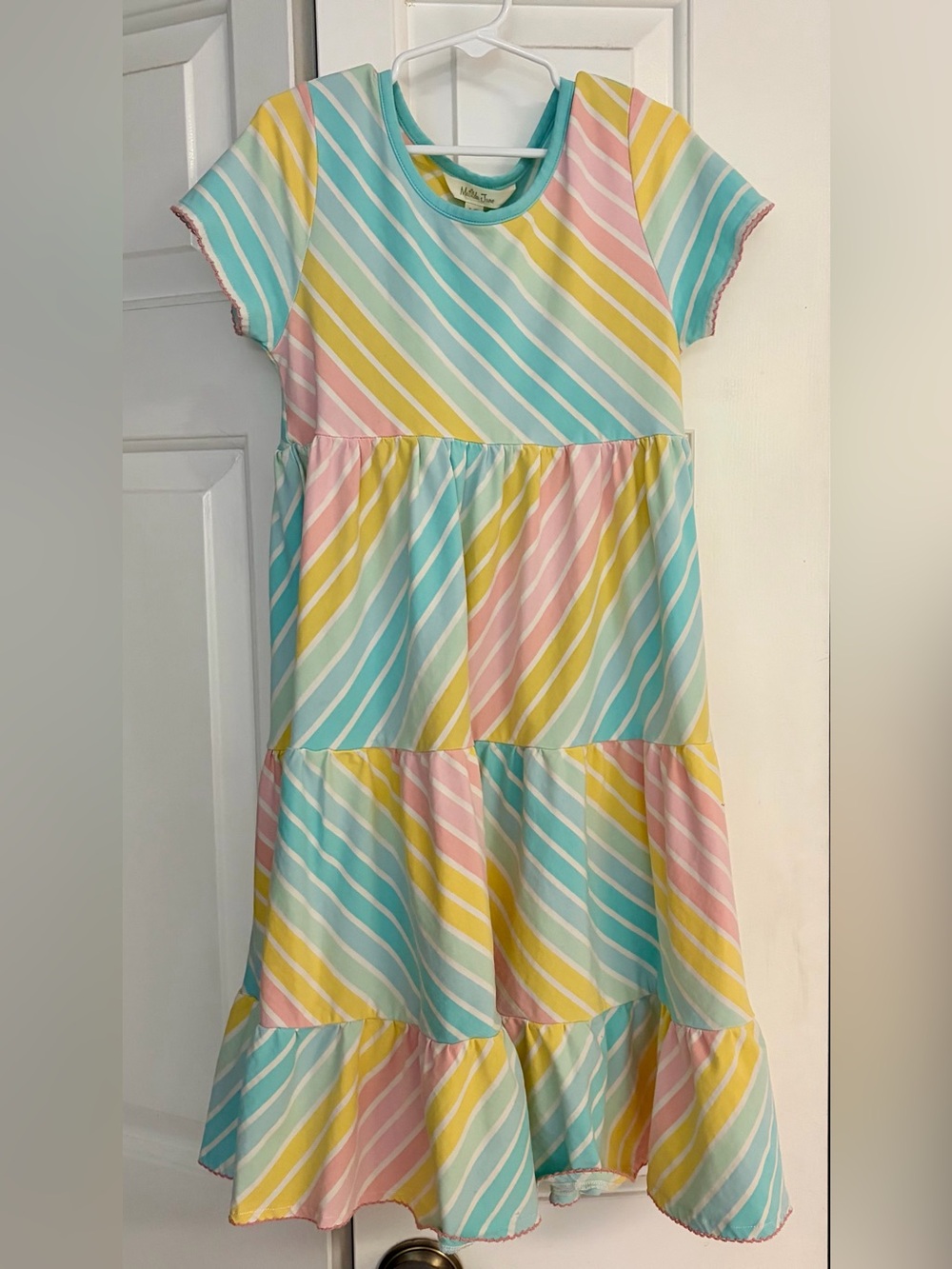 Girls' rainbow  Stripe Tiered Dress - Multicolor